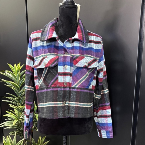 Ashley Wool Blend Rainbow Flannel Plaid,crop outerwear,button-down,chest pocket - Picture 1 of 10
